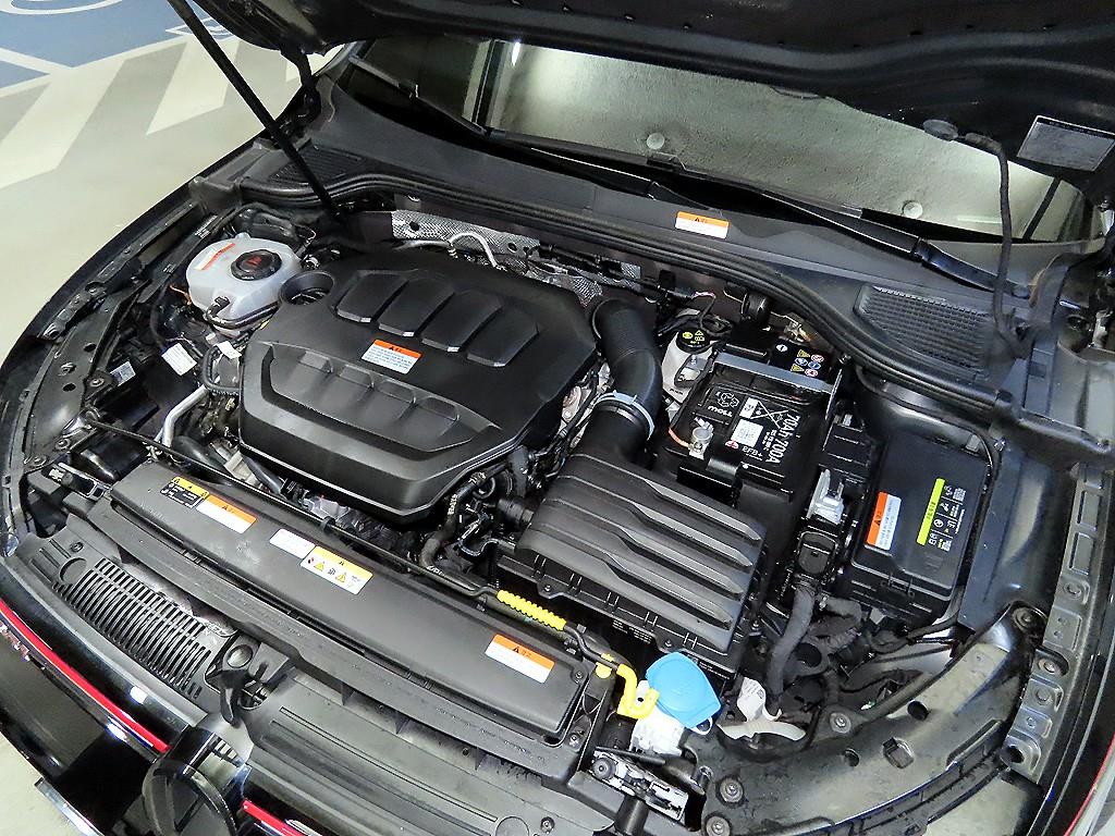 Volkswagen Golf 2024 Negro - Importación desde Corea - HF Imports Iquique - Foto 19