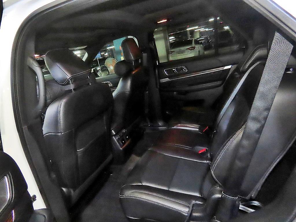 Ford Explorer - Vista 7