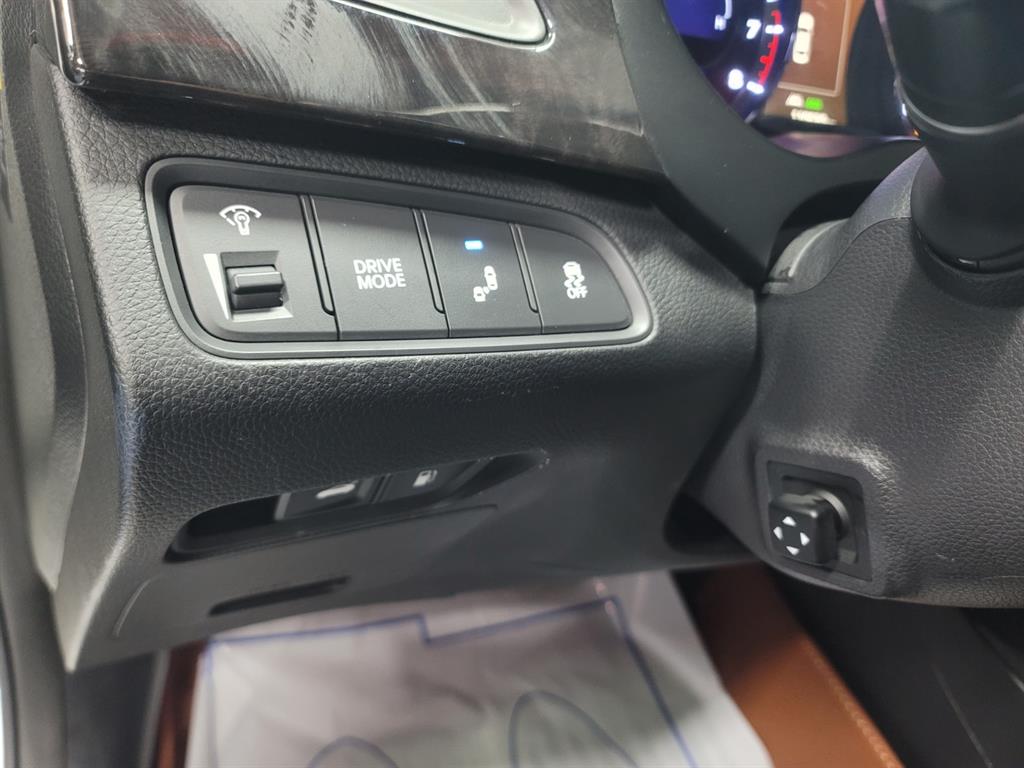 HYUNDAI Grandeur - Vista 9