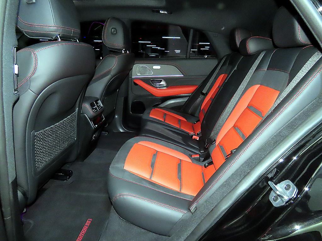 Mercedes Benz GLE Class - Vista 7