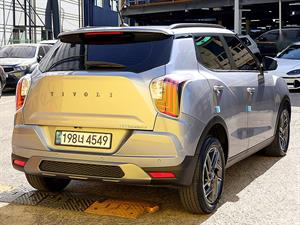 Ssangyong Tivoli - Vista 8