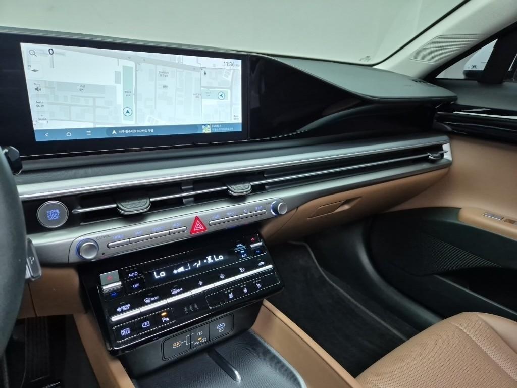 HYUNDAI Grandeur - Vista 9