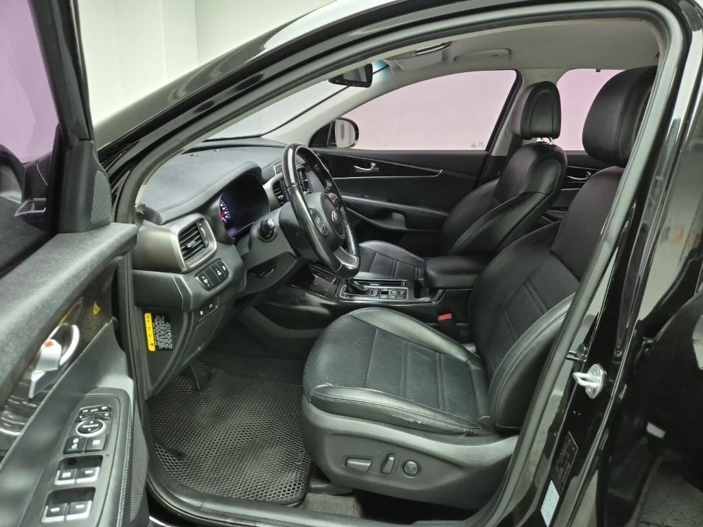KIA Sorento - Vista 11