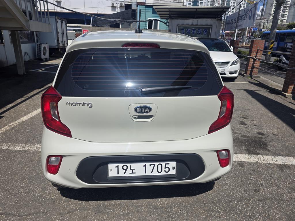 KIA Morning - Vista 3