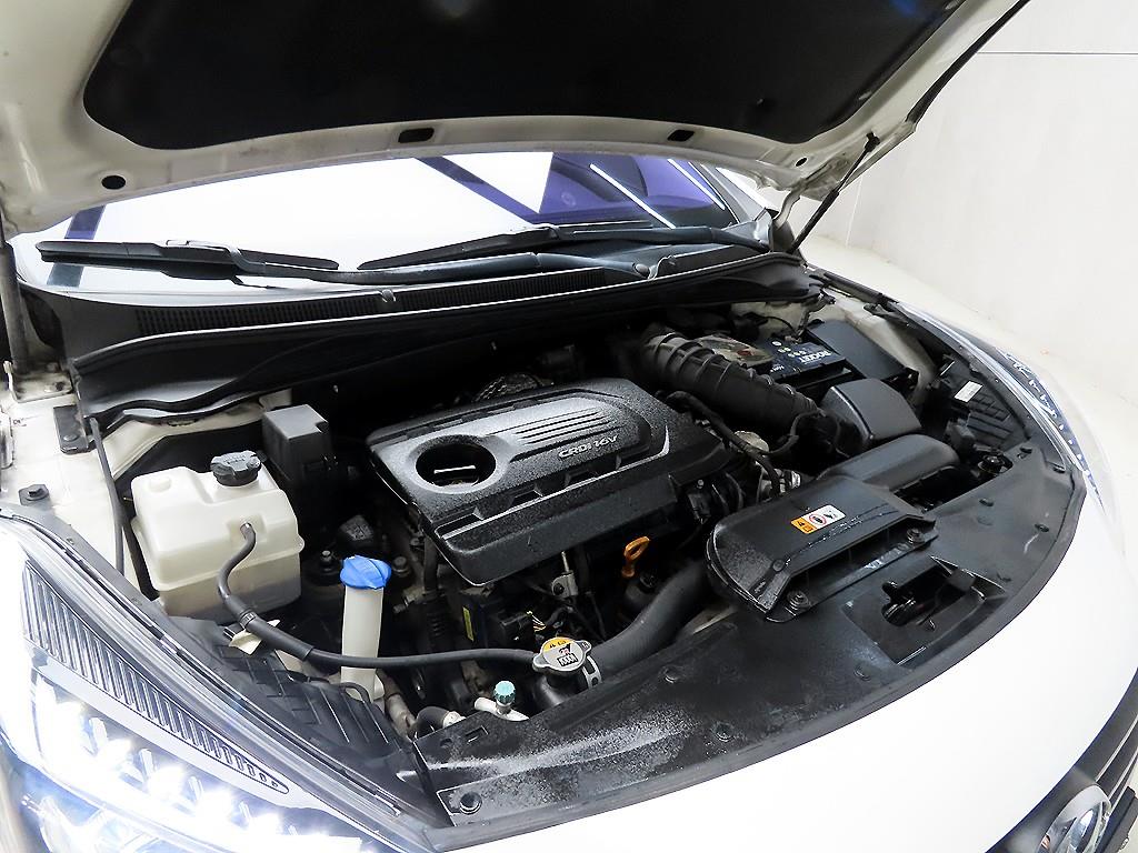 HYUNDAI i40 2016 Blanco - Importación desde Corea - HF Imports Iquique - Foto 19