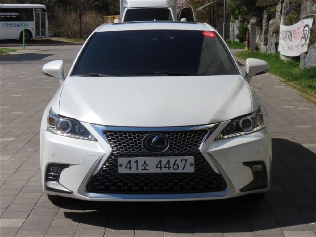 Lexus CT 2019 Blanco - Importación desde Corea - HF Imports Iquique - Foto 1