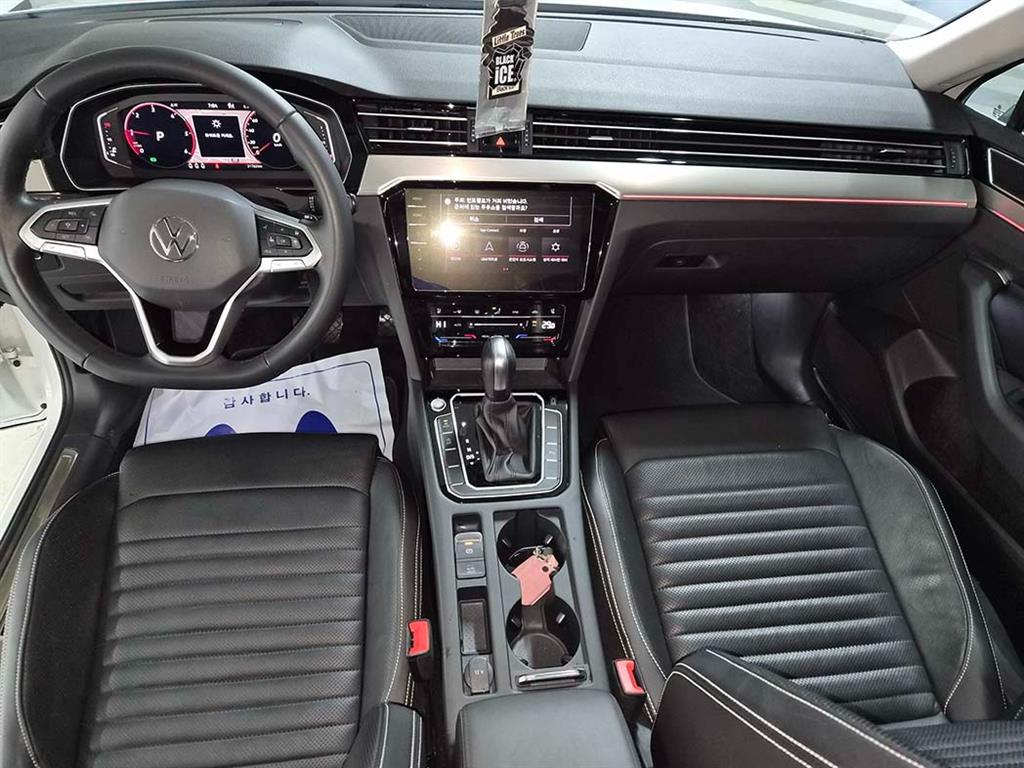 Volkswagen Passat - Vista 10