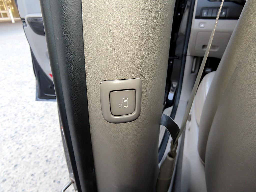 KIA Carnival 2016 Negro - Importación desde Corea - HF Imports Iquique - Foto 17