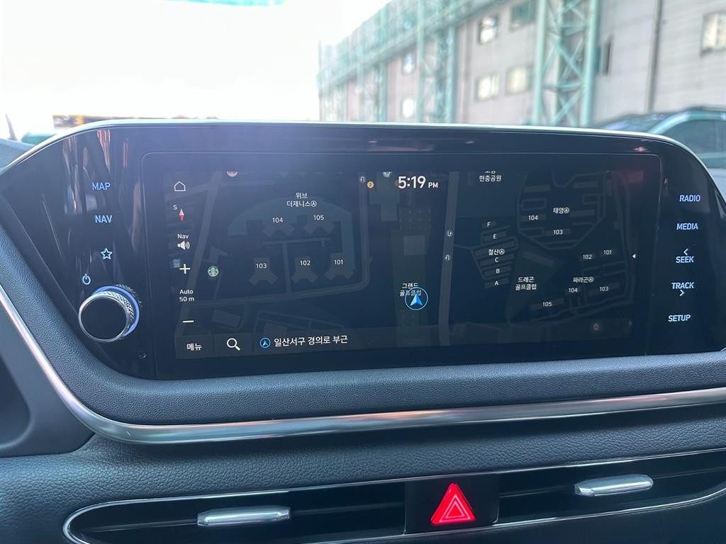 HYUNDAI Sonata - Vista 10