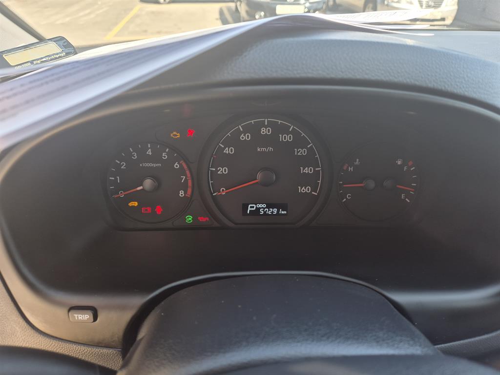 HYUNDAI Starex - Vista 11