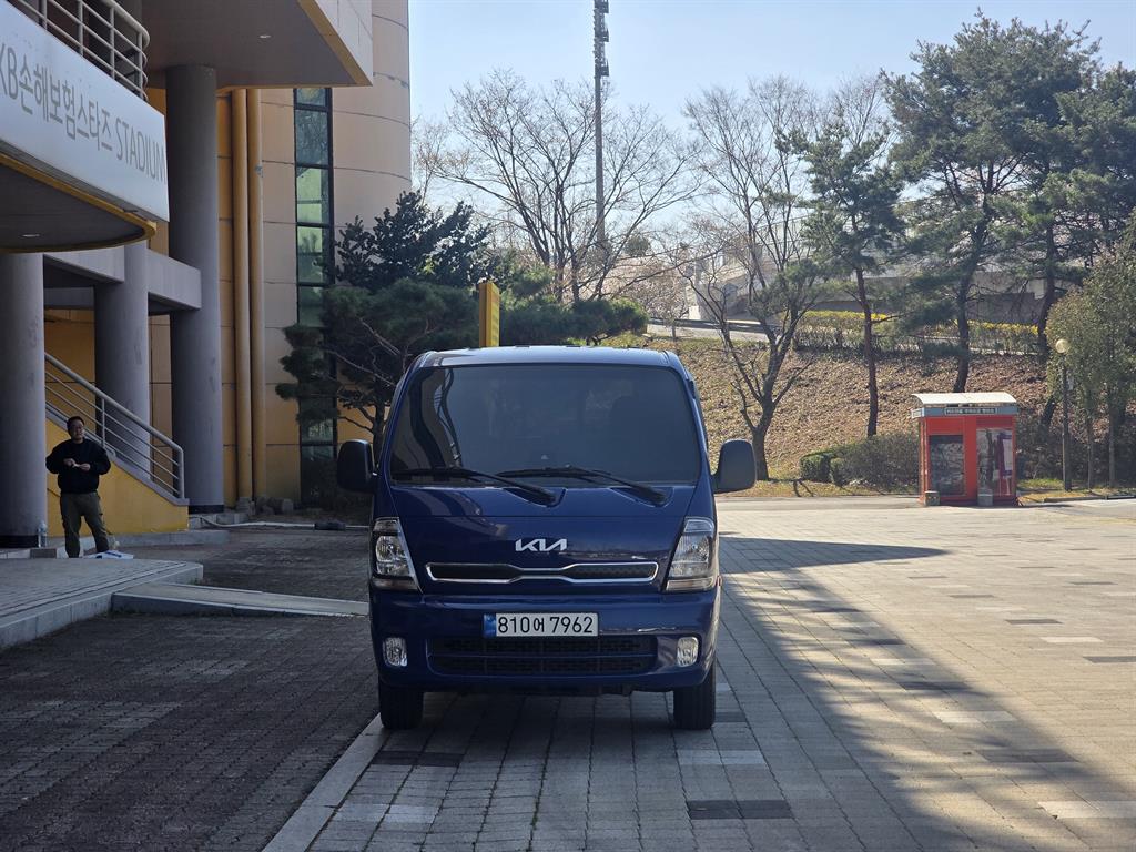 Small Truck Cargo (small) 2022 Azul - Importación desde Corea - HF Imports Iquique - Foto 1