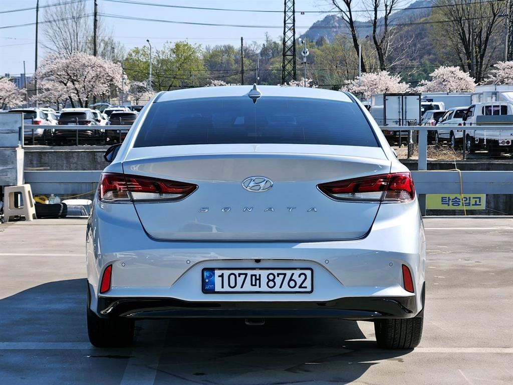 HYUNDAI Sonata - Vista 5