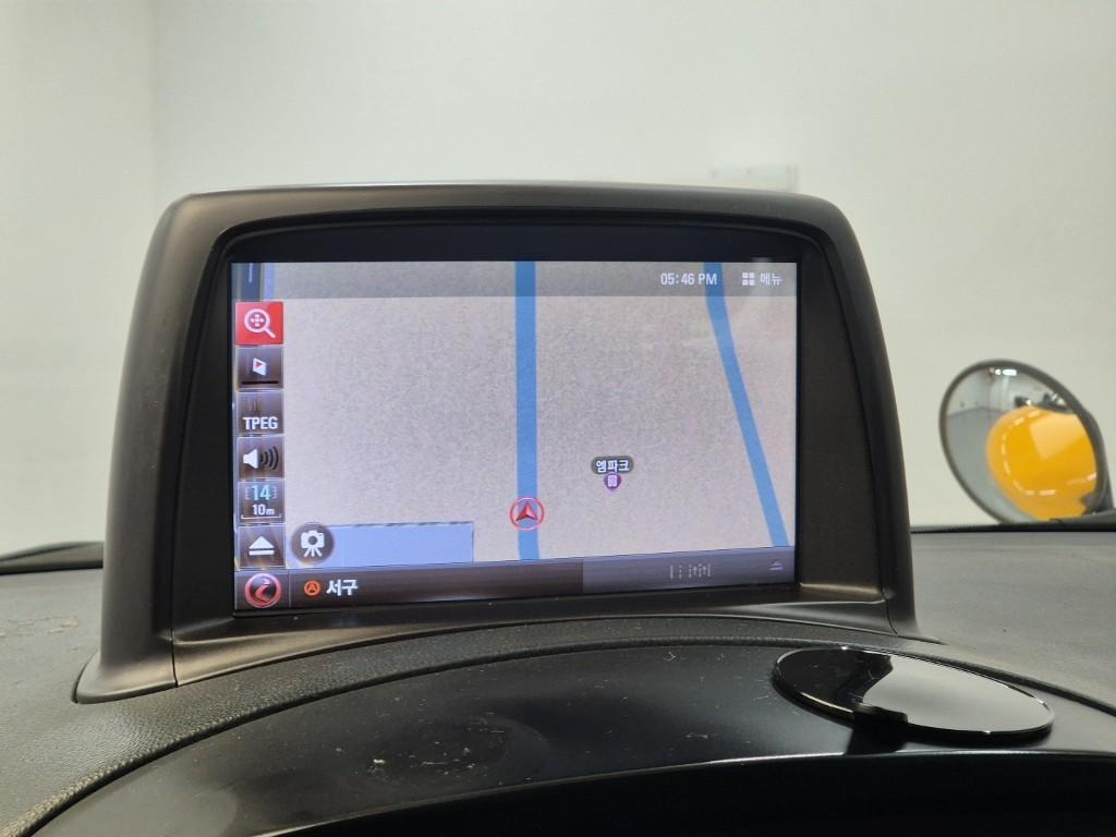 HYUNDAI Starex 2021 Amarillo - Importación desde Corea - HF Imports Iquique - Foto 13