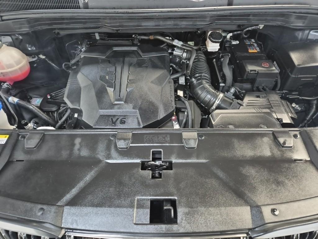 KIA Carnival - Vista 5