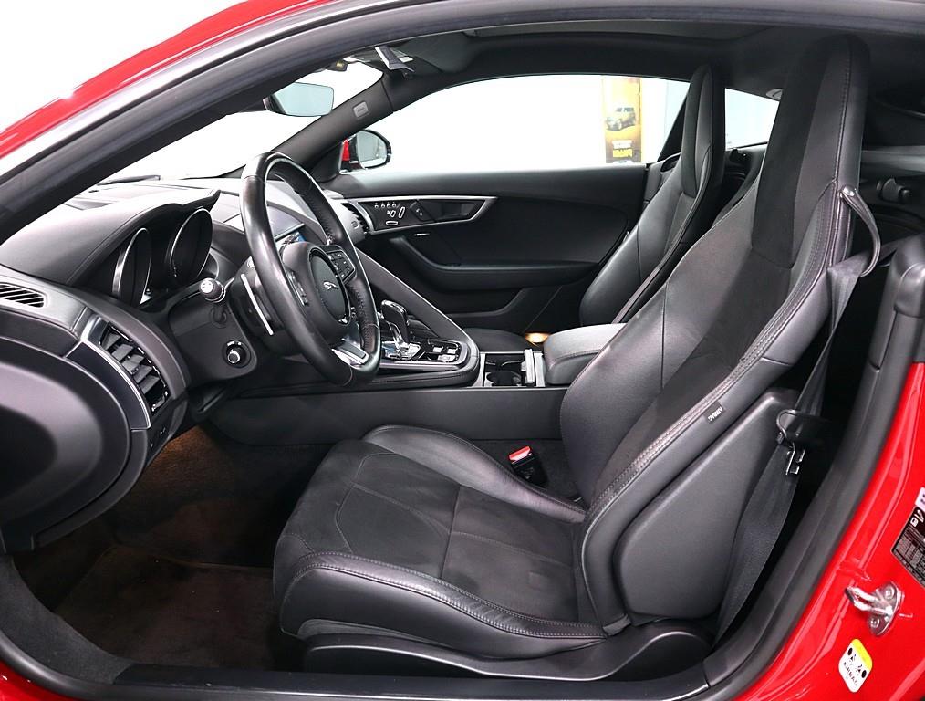 Jaguar F-TYPE - Vista 9