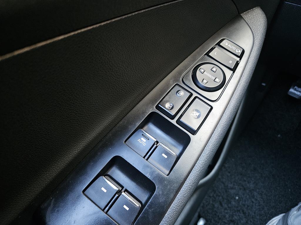 HYUNDAI Tucson 2018 Blanco - Importación desde Corea - HF Imports Iquique - Foto 16