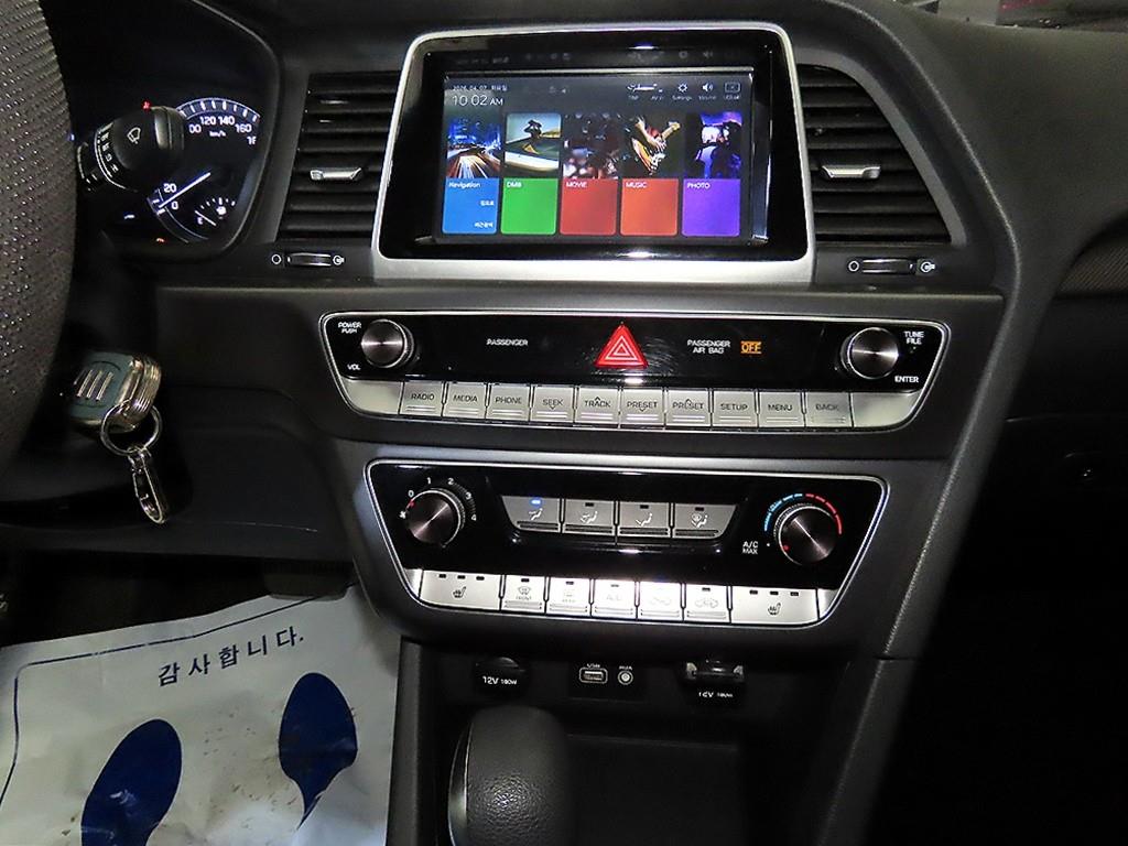 HYUNDAI Sonata - Vista 11