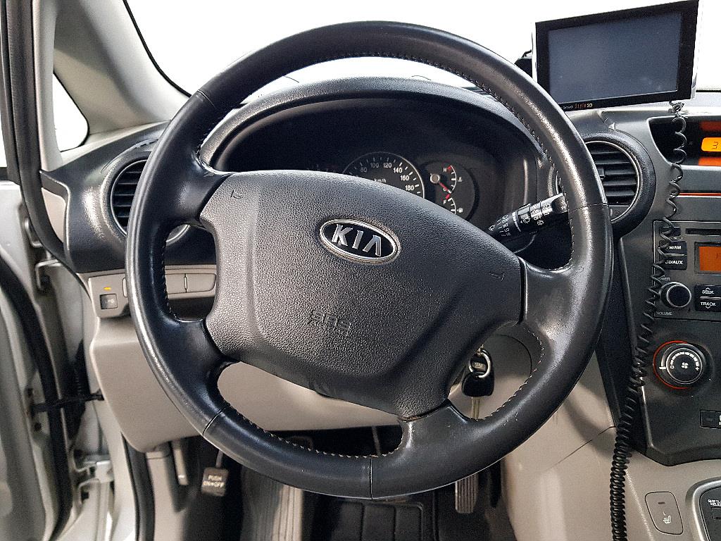 KIA Carens 2008 Gris - Importación desde Corea - HF Imports Iquique - Foto 13