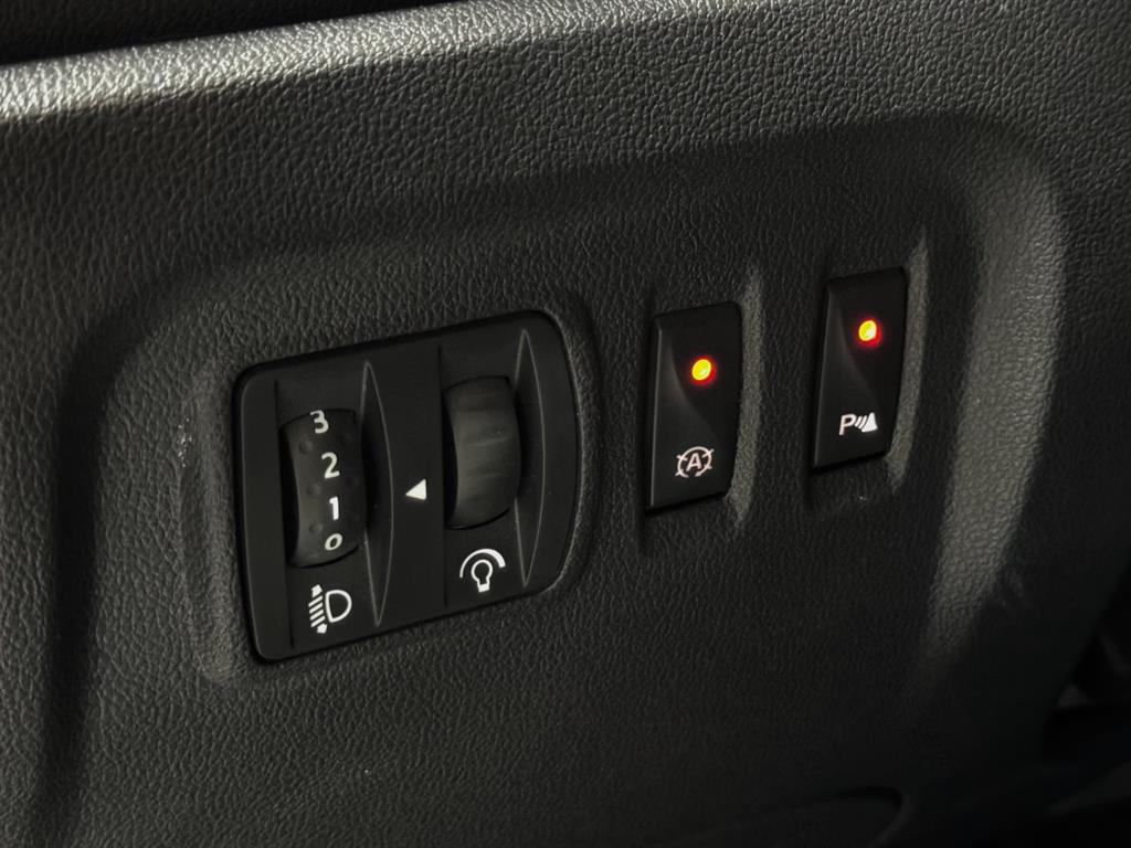 SAMSUNG QM3 2017 Blanco - Importación desde Corea - HF Imports Iquique - Foto 18