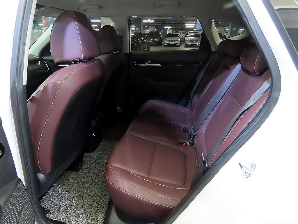 KIA Seltos - Vista 7