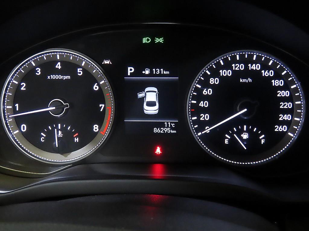 HYUNDAI Grandeur - Vista 9