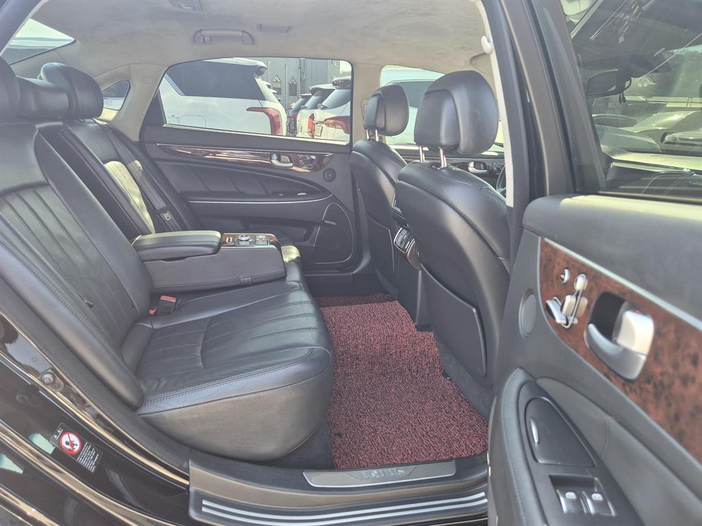 HYUNDAI Equus 2012 Negro - Importación desde Corea - HF Imports Iquique - Foto 16