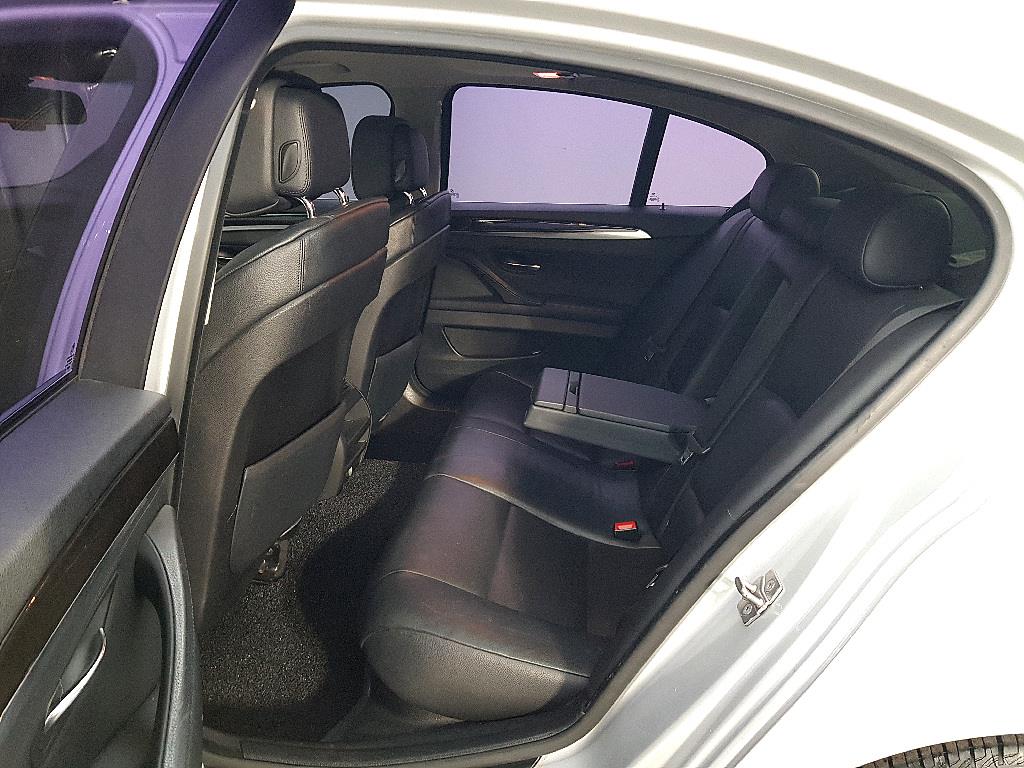 BMW 5 Series - Vista 9