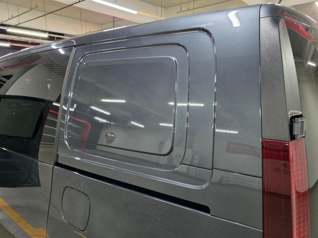 HYUNDAI Staria 2022 Gris - Importación desde Corea - HF Imports Iquique - Foto 19