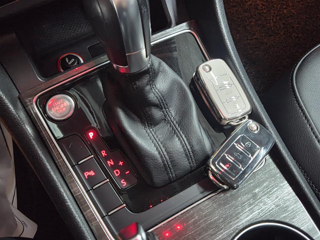 Volkswagen Passat 2018 Negro - Importación desde Corea - HF Imports Iquique - Foto 18