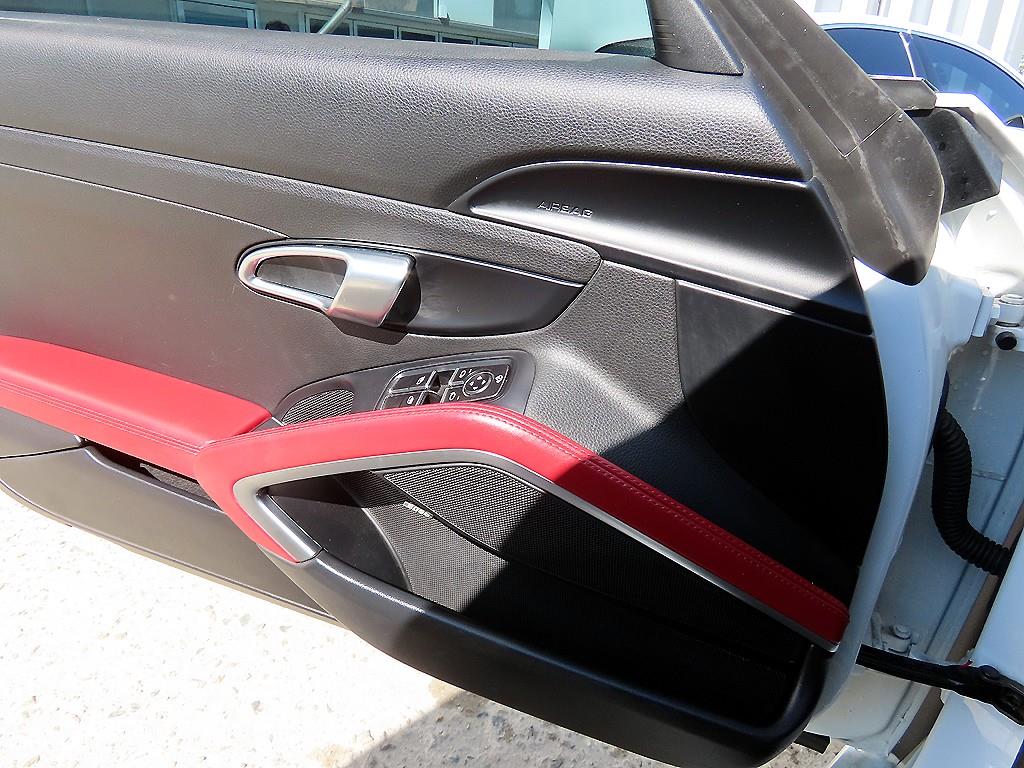 Porsche 718 - Vista 11