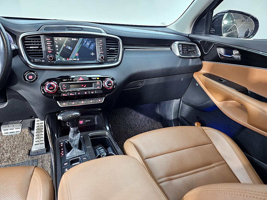 KIA Sorento - Vista 10