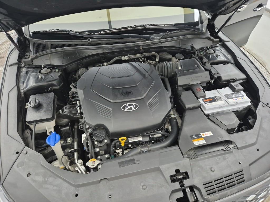 HYUNDAI Grandeur - Vista 6