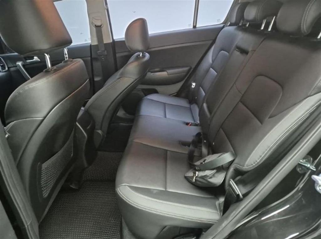 KIA Sportage - Vista 11