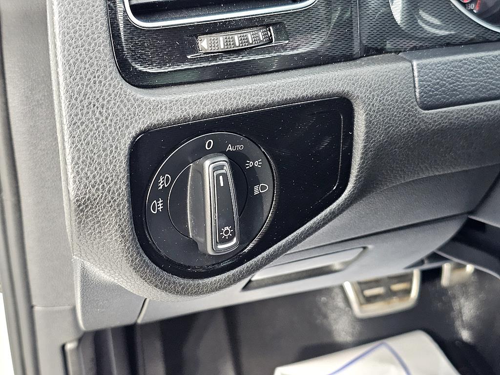 Volkswagen Golf 2016 Blanco - Importación desde Corea - HF Imports Iquique - Foto 14