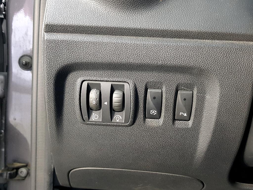 SAMSUNG QM3 - Vista 11