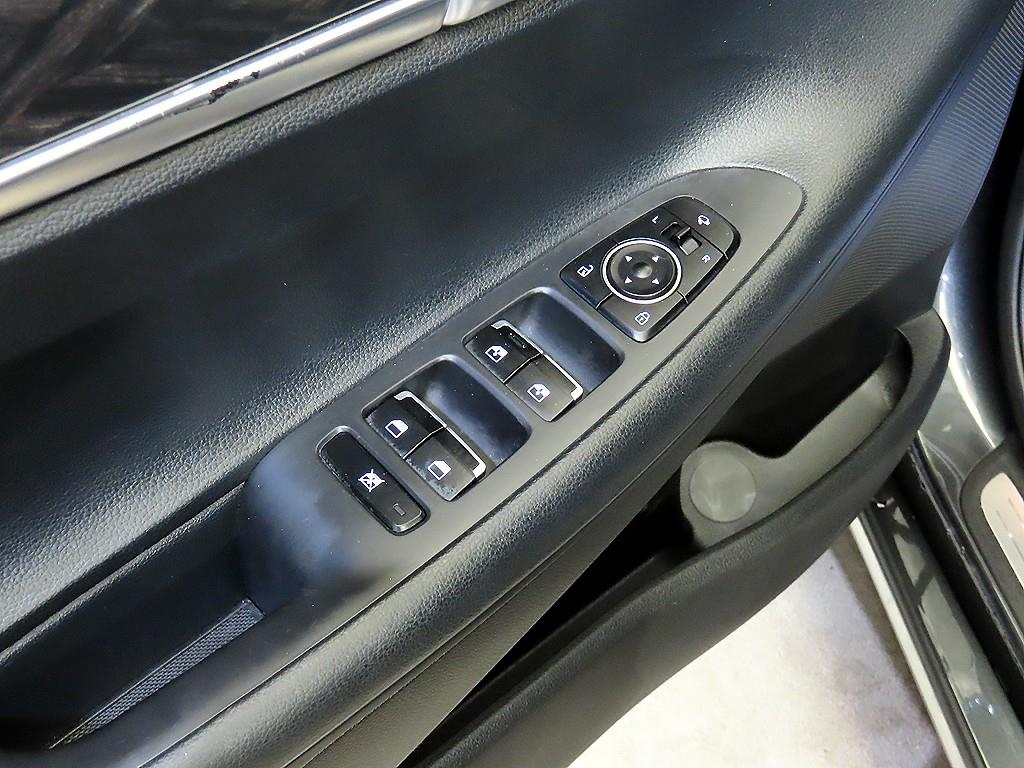 HYUNDAI Grandeur 2019 Gris - Importación desde Corea - HF Imports Iquique - Foto 13