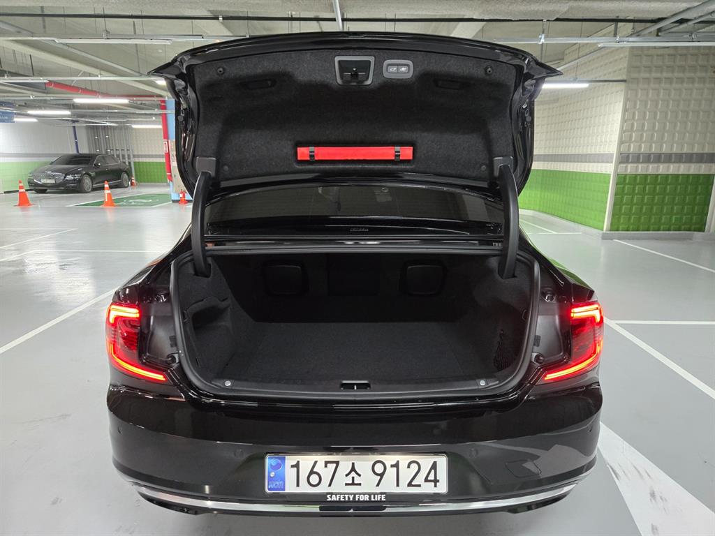 Volvo S90 - Vista 5