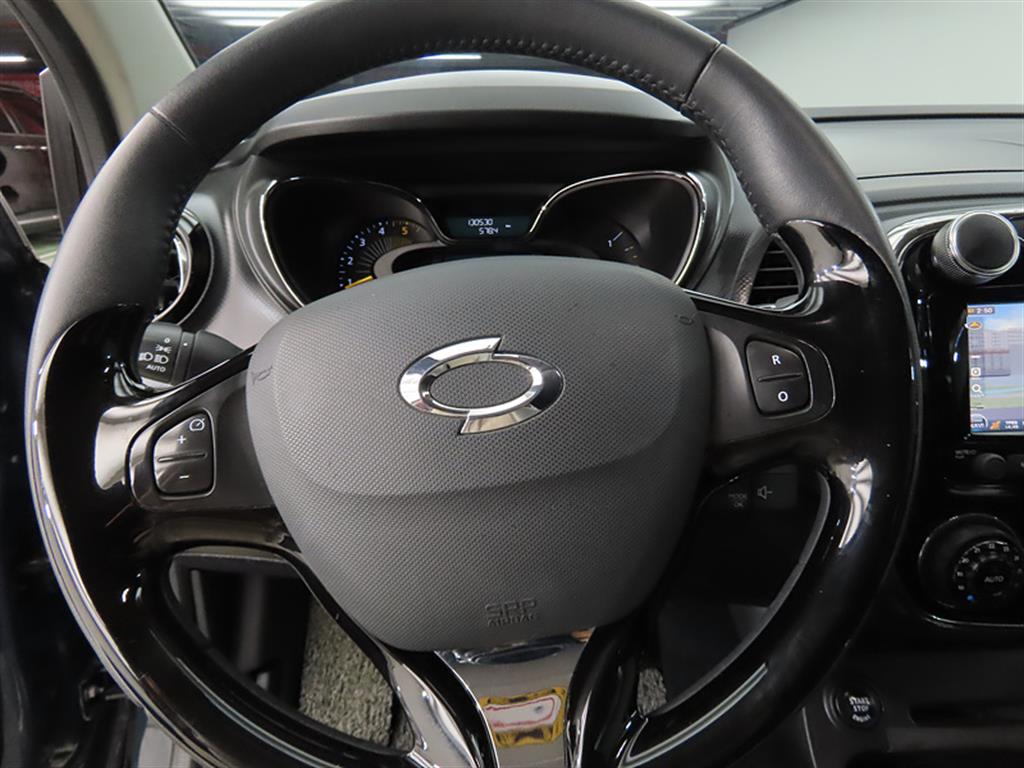 SAMSUNG QM3 - Vista 8