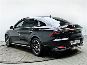 HYUNDAI Grandeur - Vista 8