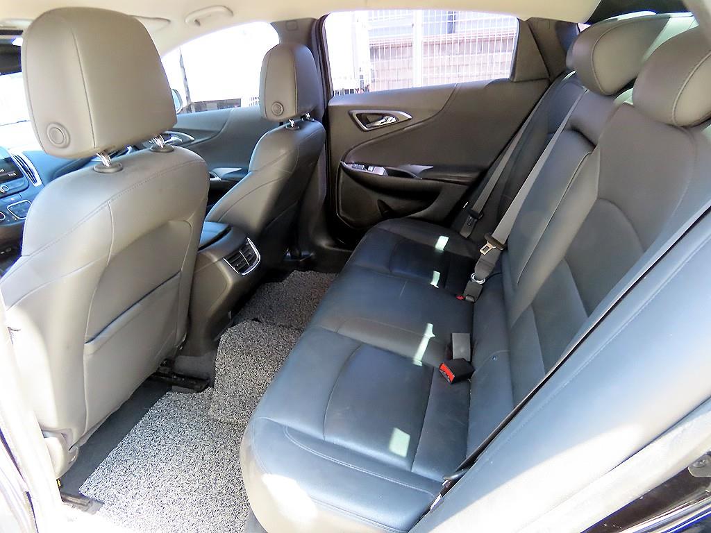 Chevrolet Malibu - Vista 6