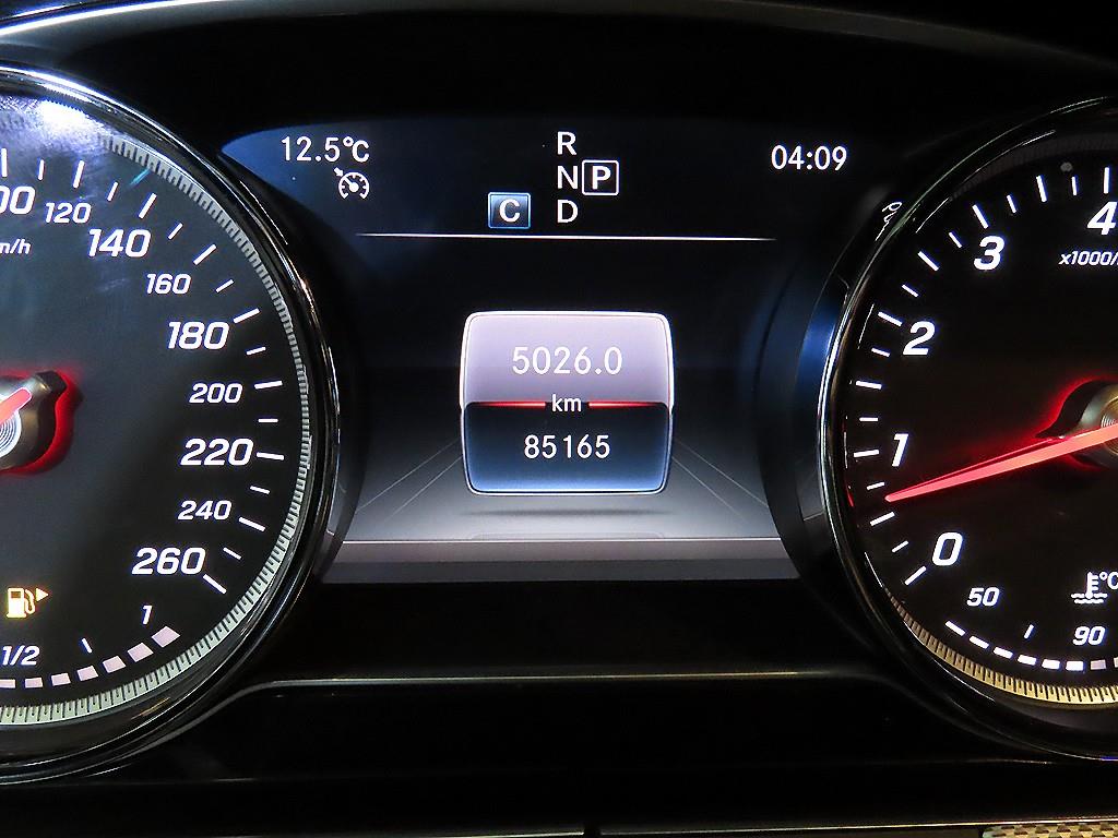 Mercedes Benz E class - Vista 9