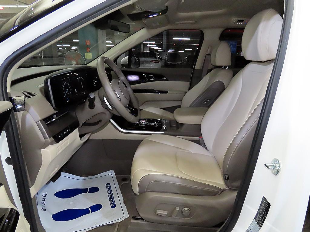 KIA Carnival - Vista 6