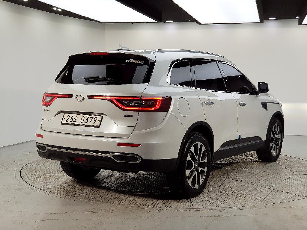 SAMSUNG QM6 - Vista 4