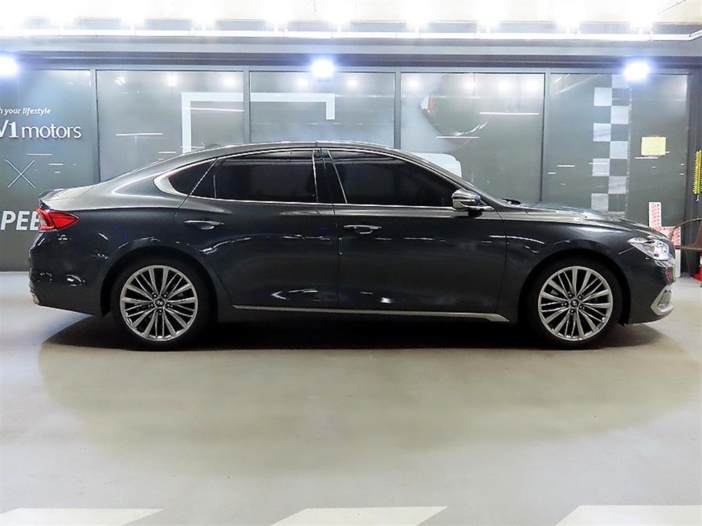 HYUNDAI Grandeur - Vista 3