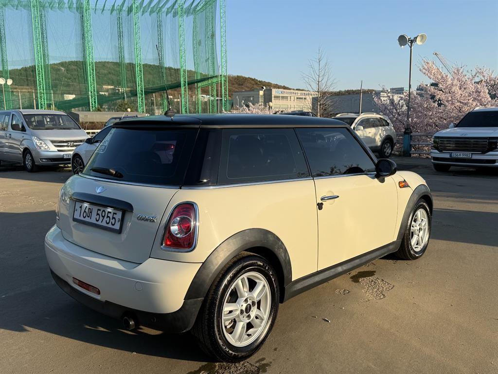 Mini Cooper - Vista 4