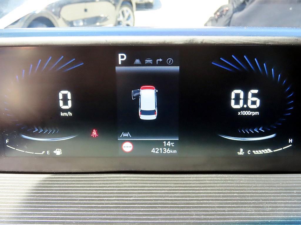 HYUNDAI Staria - Vista 9