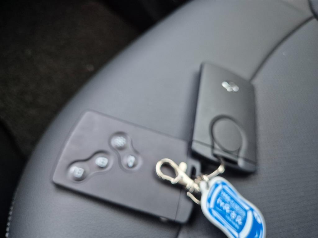 SAMSUNG QM3 - Vista 11