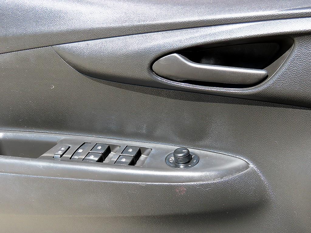 Chevrolet Spark - Vista 11