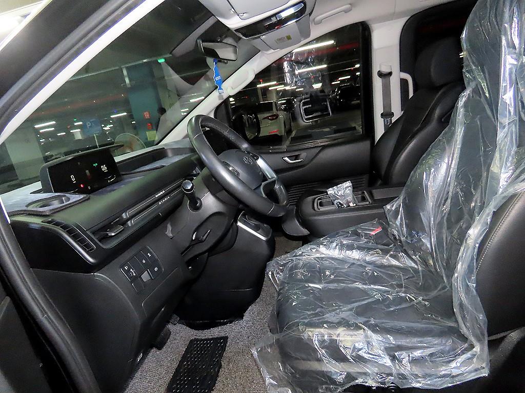 HYUNDAI Staria - Vista 6