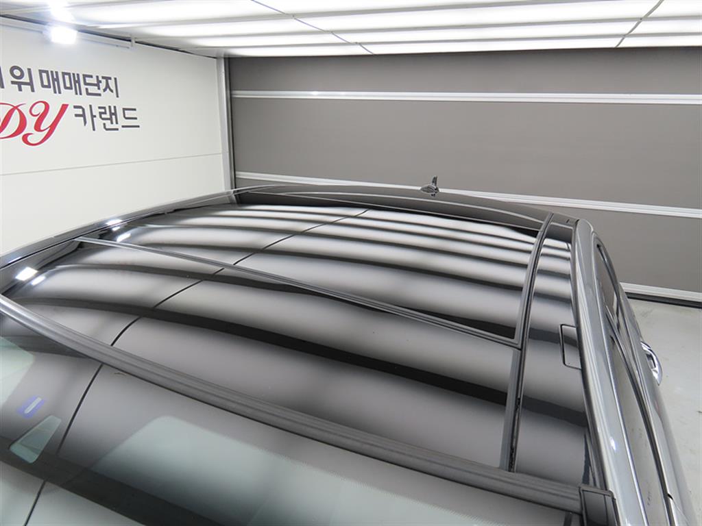 Mercedes Benz C Class 2013 Gris - Importación desde Corea - HF Imports Iquique - Foto 18